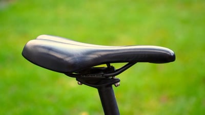 Découvrez la selle de vélo innovante qui transporte un passager en tout confort et en toute sécurité