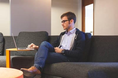 Jeunes entrepreneurs : la génération qui bouscule les règles avant 20 ans